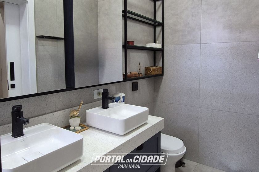 Casa &agrave; venda - 270m&sup2; - Centro