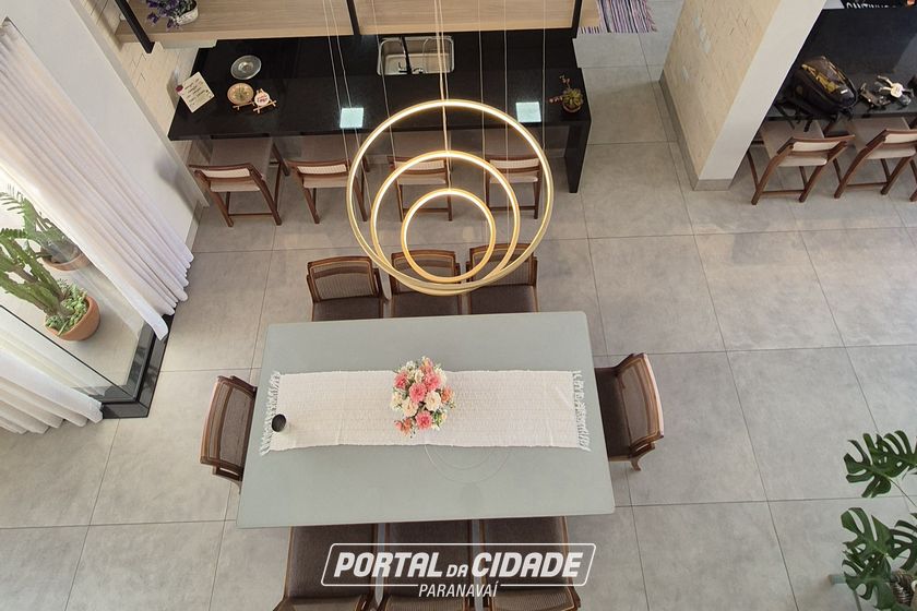 Casa &agrave; venda - 270m&sup2; - Centro