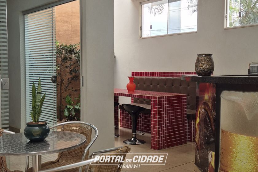 Casa &agrave; venda - 324m&sup2; - Centro