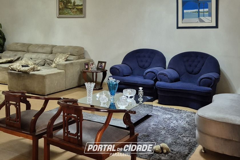 Casa &agrave; venda - 324m&sup2; - Centro