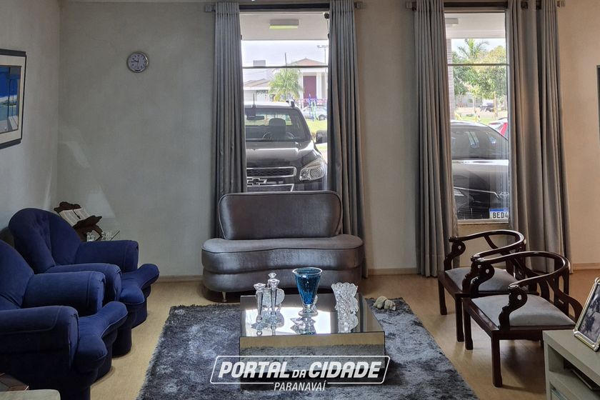 Casa &agrave; venda - 324m&sup2; - Centro