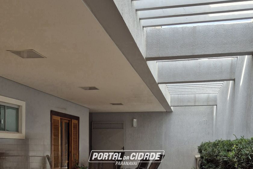 Casa &agrave; venda - 324m&sup2; - Centro