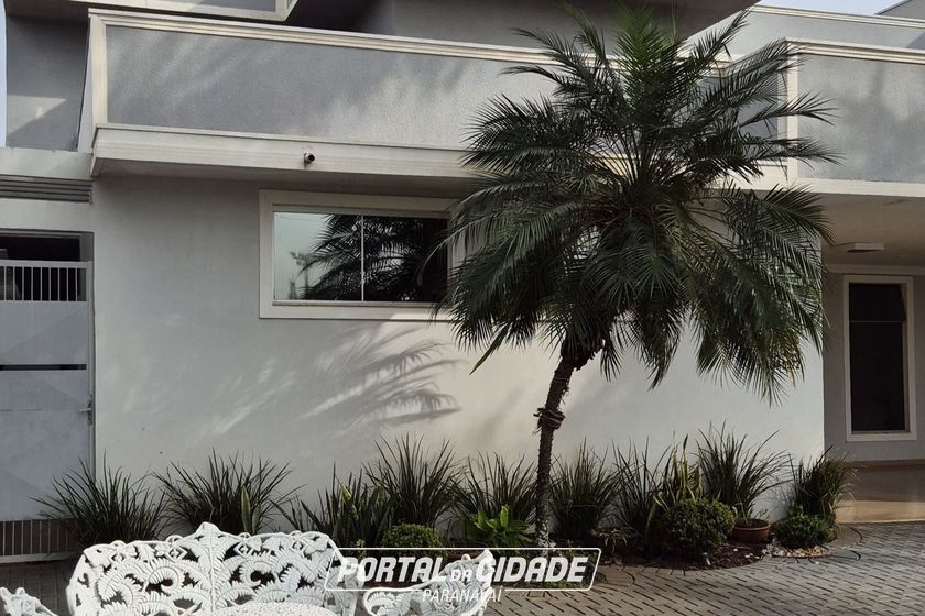 Casa &agrave; venda - 324m&sup2; - Centro