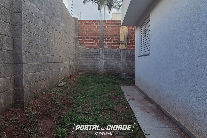 Casa &agrave; venda - 100m&sup2; - Centro