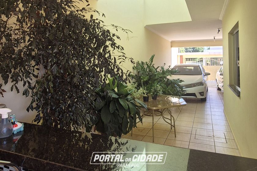 Casa &agrave; venda - 234m&sup2; -  Centro