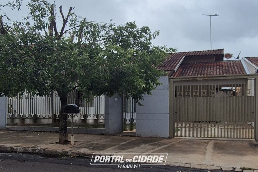 Casa &agrave; venda - 132m&sup2; - Pr&oacute;xima Col&eacute;gio Estadual 