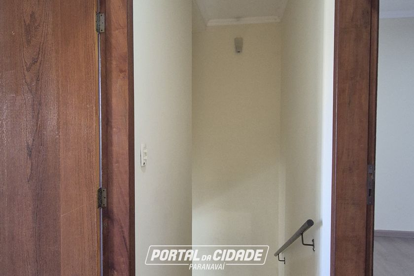 Sobrado &agrave; venda - 170m&sup2; - JD OURO BRANCO