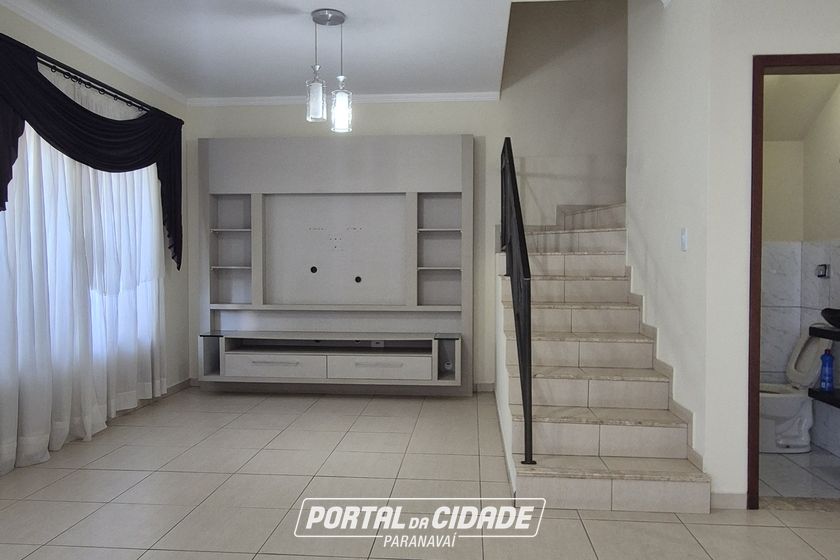 Sobrado &agrave; venda - 170m&sup2; - JD OURO BRANCO