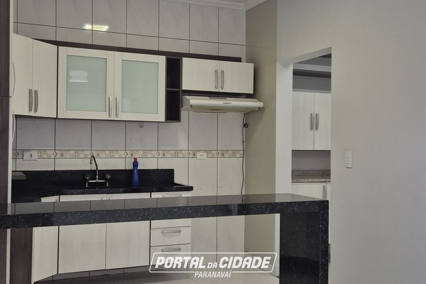 Sobrado &agrave; venda - 170m&sup2; - JD OURO BRANCO