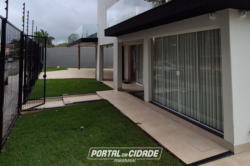 Casa &agrave; venda - 300m&sup2; - JD Ouro Branco 