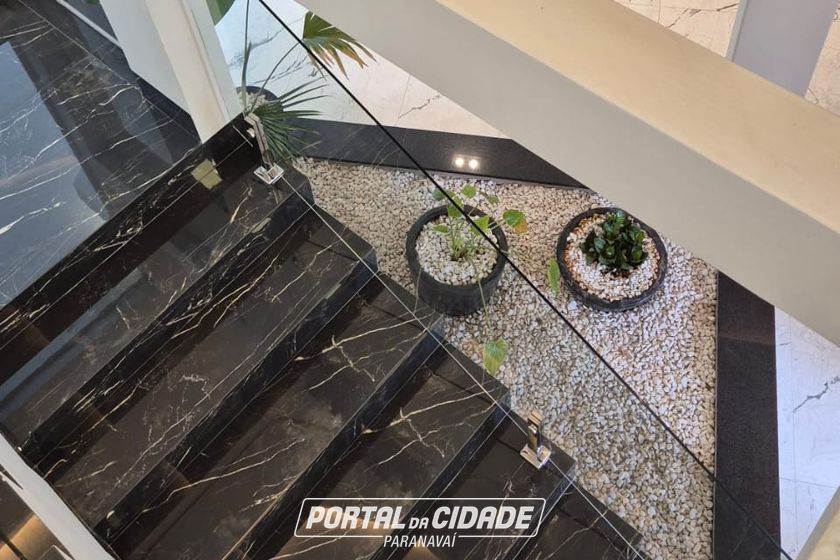Casa &agrave; venda - 300m&sup2; - JD Ouro Branco 