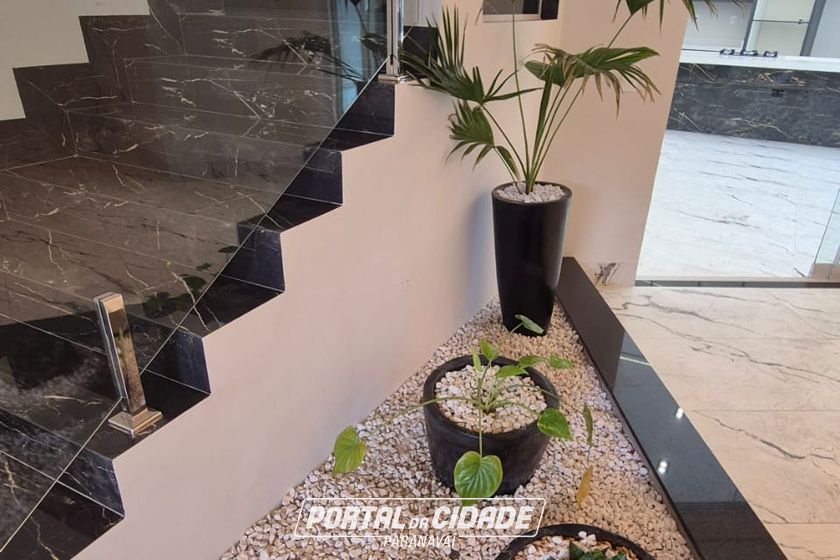 Casa &agrave; venda - 300m&sup2; - JD Ouro Branco 