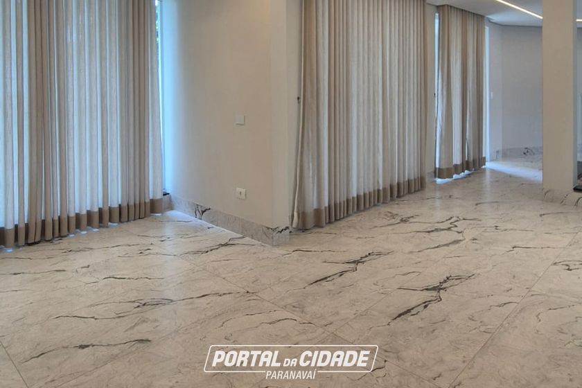 Casa &agrave; venda - 300m&sup2; - JD Ouro Branco 