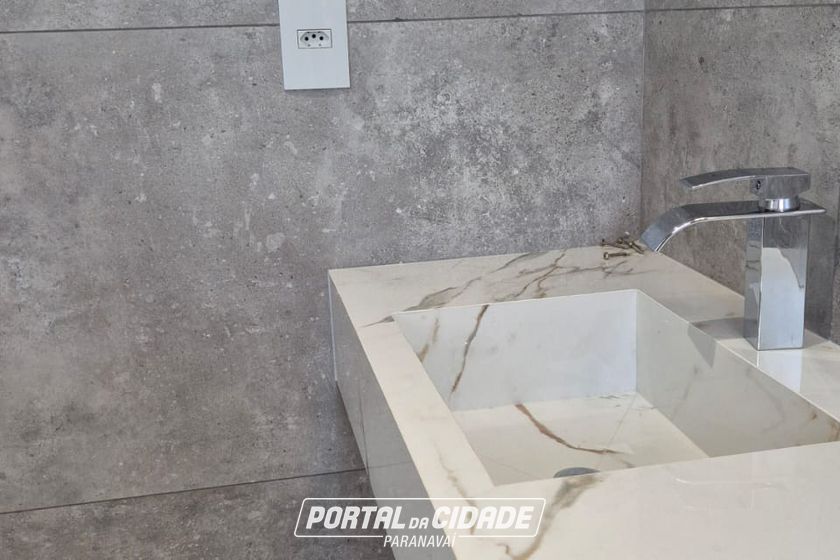 Casa &agrave; venda - 300m&sup2; - JD Ouro Branco 