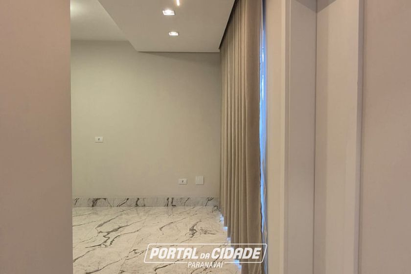 Casa &agrave; venda - 300m&sup2; - JD Ouro Branco 