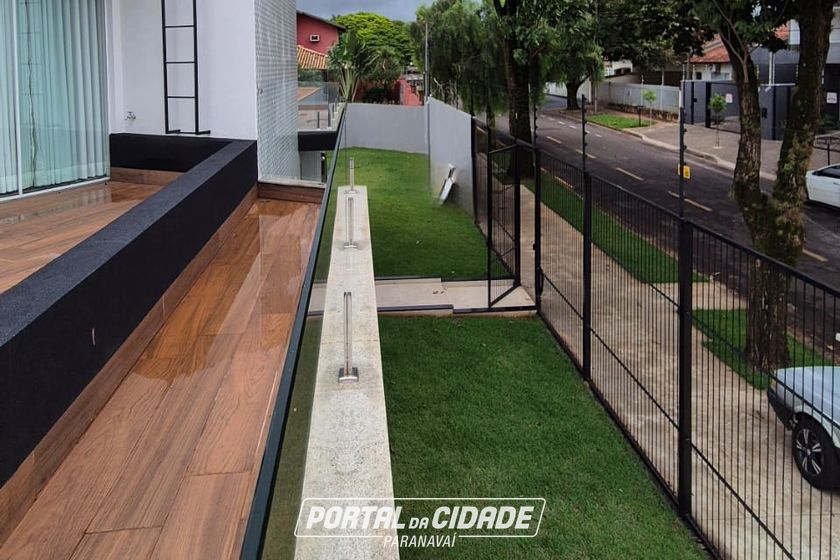 Casa &agrave; venda - 300m&sup2; - JD Ouro Branco 