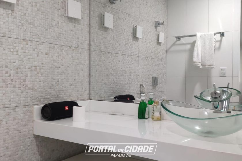 Apartamento &agrave; venda - 220m&sup2; - Centro