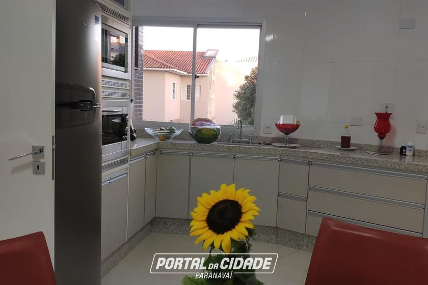Apartamento &agrave; venda - 220m&sup2; - Centro