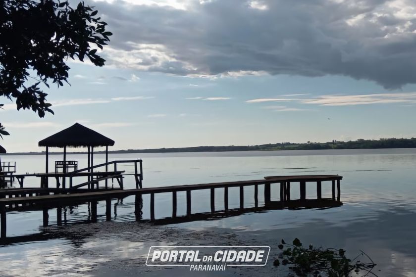 Ch&aacute;cara &agrave; venda - 210m&sup2; - &Aacute;guas de Santa Clara 