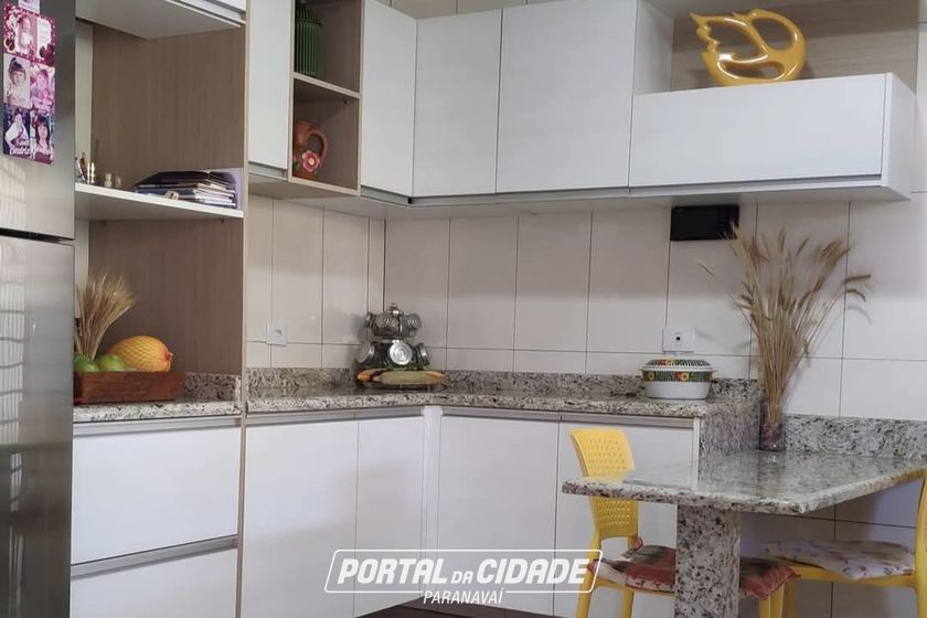 Casa &agrave; venda - 215m&sup2; - Centro