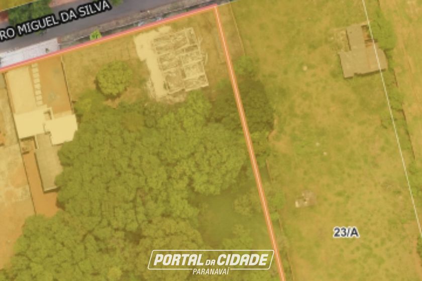 Terreno &agrave; venda - 4500m&sup2; - Centro 