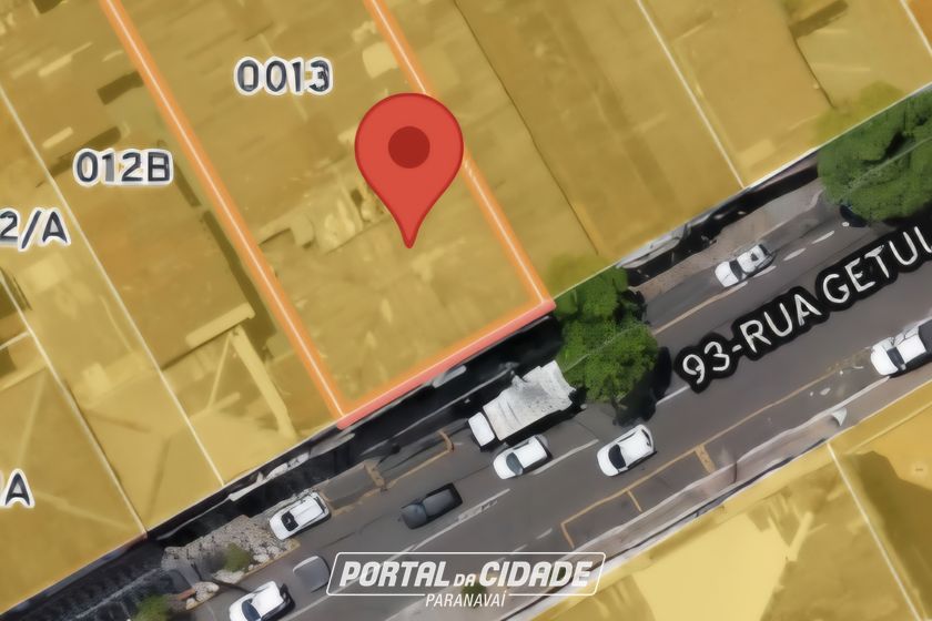 Sal&atilde;o Comercial &agrave; venda - 637m&sup2; - Centro