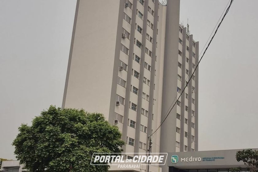 Apartamento &agrave; venda - 120m&sup2; - Centro