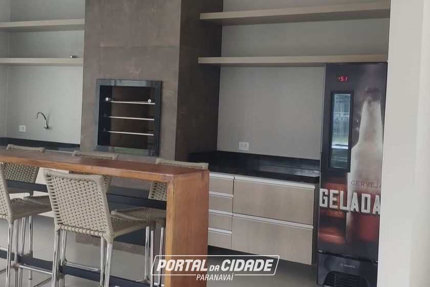 Apartamento &agrave; venda - 120m&sup2; - Centro