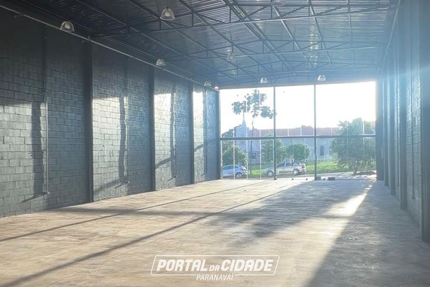 Sal&atilde;o Comercial para alugar - 350m&sup2; - Jardim O&aacute;sis