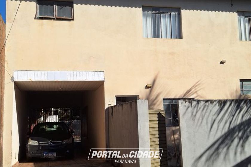 Sobrado &agrave; venda - 637m&sup2; - Centro