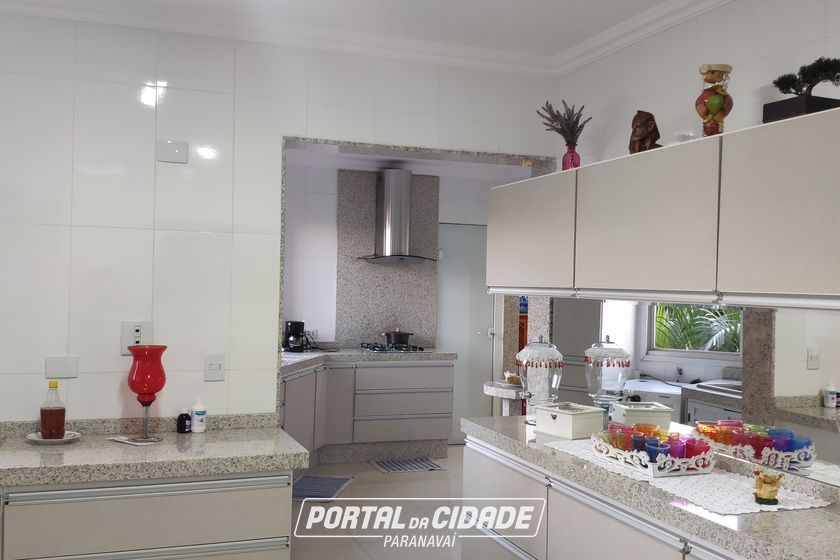 Apartamento &agrave; venda - 325m&sup2; - centro 