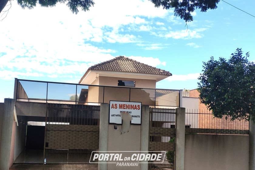 Casa &agrave; venda - 234m&sup2; - pr&oacute;xima a Unipar