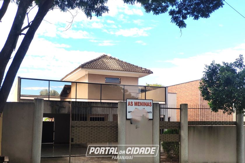 Casa &agrave; venda - 234m&sup2; - pr&oacute;xima a Unipar