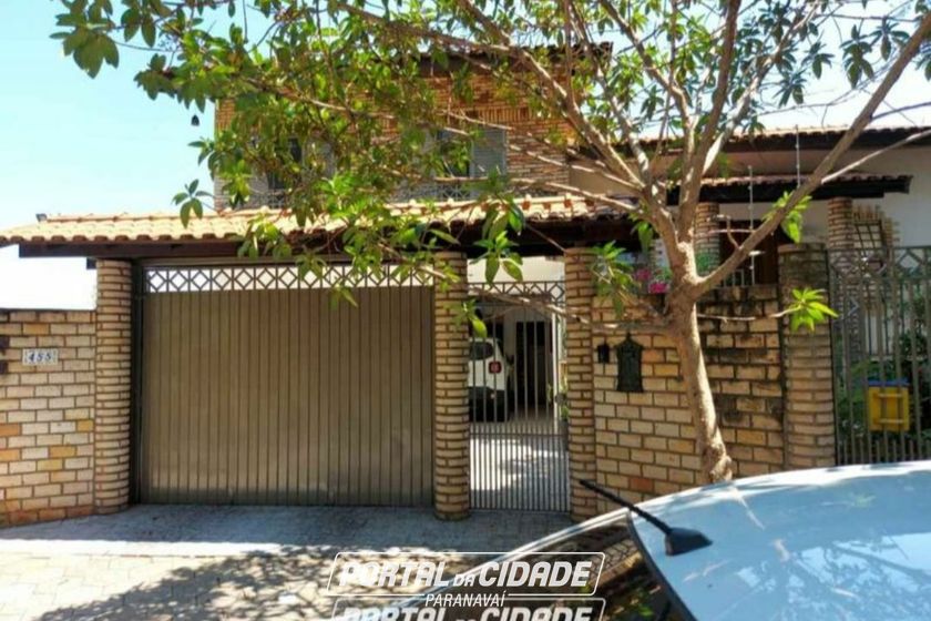 Casa &agrave; venda - 398m&sup2; - pr&oacute;xima a AABB