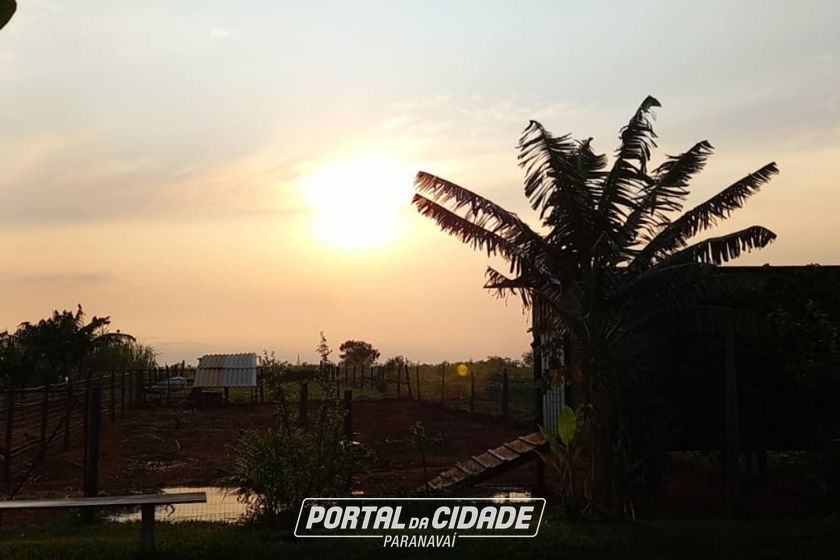 Ch&aacute;cara &agrave; venda - 2500m&sup2; - VILA RURAL AGUIA DOURADA