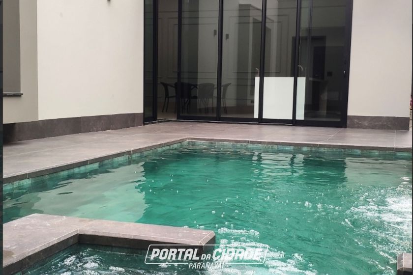 Casa &agrave; venda - 230m&sup2; - Jardim Monte Cristo
