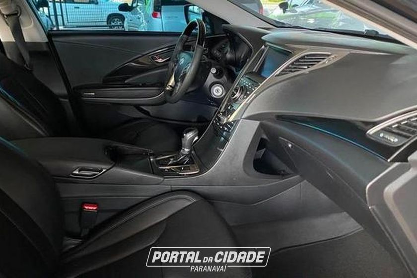 Hyundai AZERA