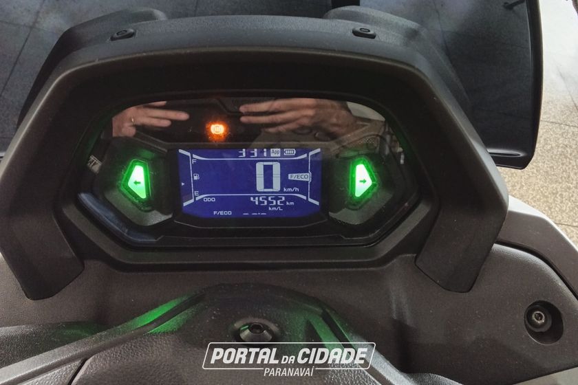 YAMAHA NMAX
