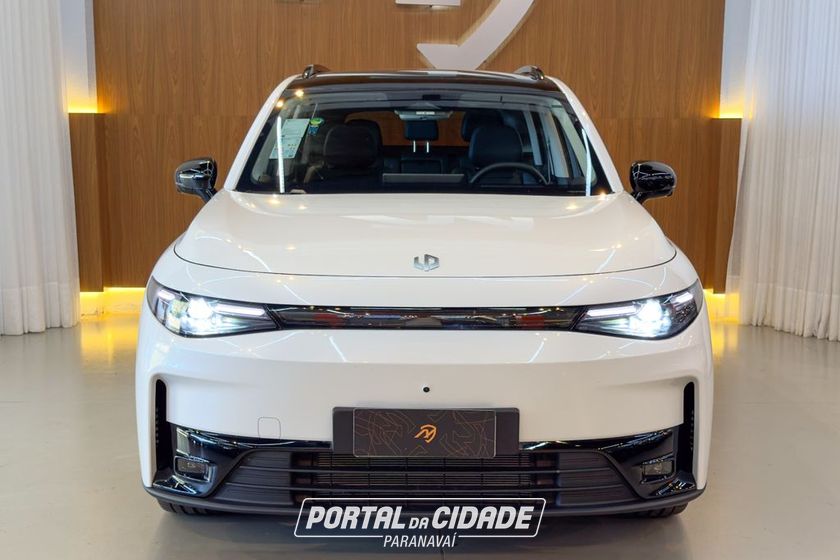 Leapmotor C10