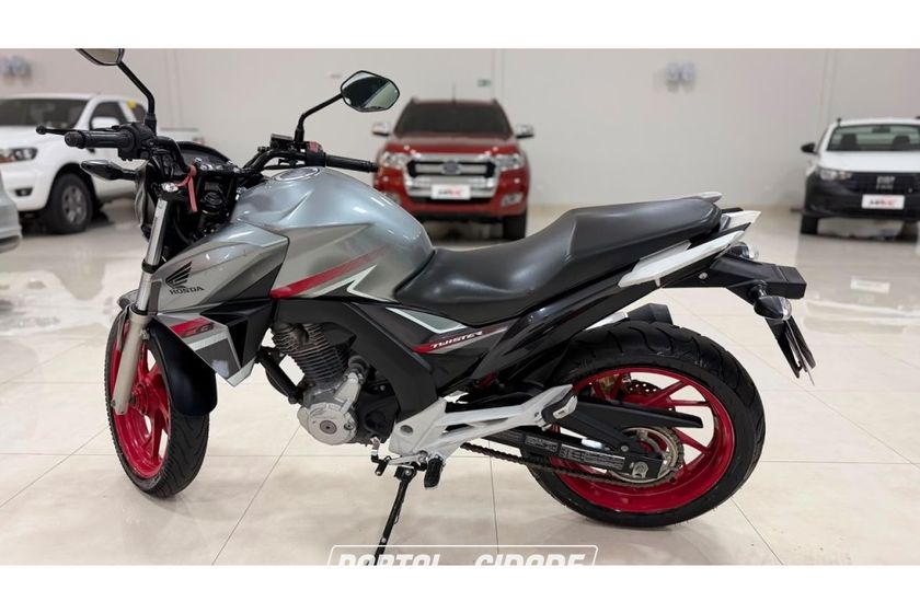 HONDA CB