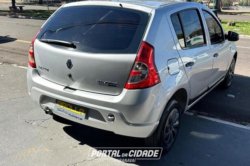 Renault SANDERO