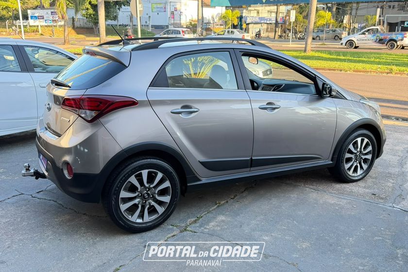 Hyundai HB20X
