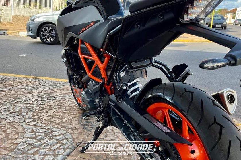KTM DUKE
