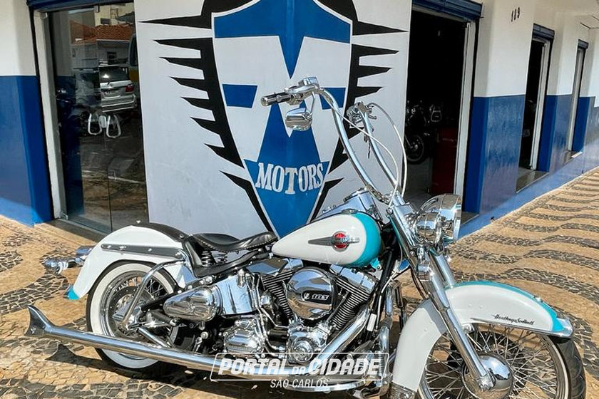 HARLEY-DAVIDSON HERITAGE