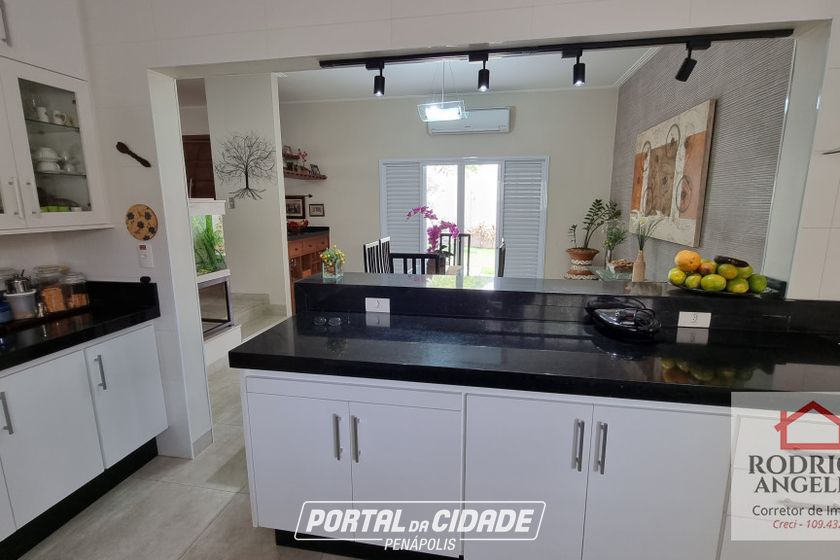 Casa &agrave; venda - 350m&sup2; - Jardim S&atilde;o Paulo