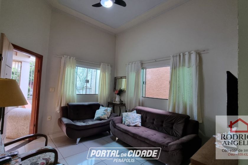 Casa &agrave; venda - 200m&sup2; - Residencial Jardim do Lago IV