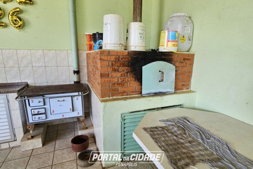 Ch&aacute;cara &agrave; venda - 20000m&sup2; - Chacaras na Altino Vaz de Mello