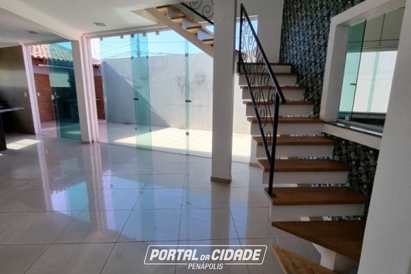 Casa &agrave; venda - 261m&sup2; - Parque Residencial Village