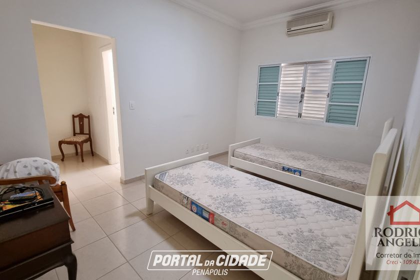 Casa &agrave; venda - 406m&sup2; - Parque Residencial Village