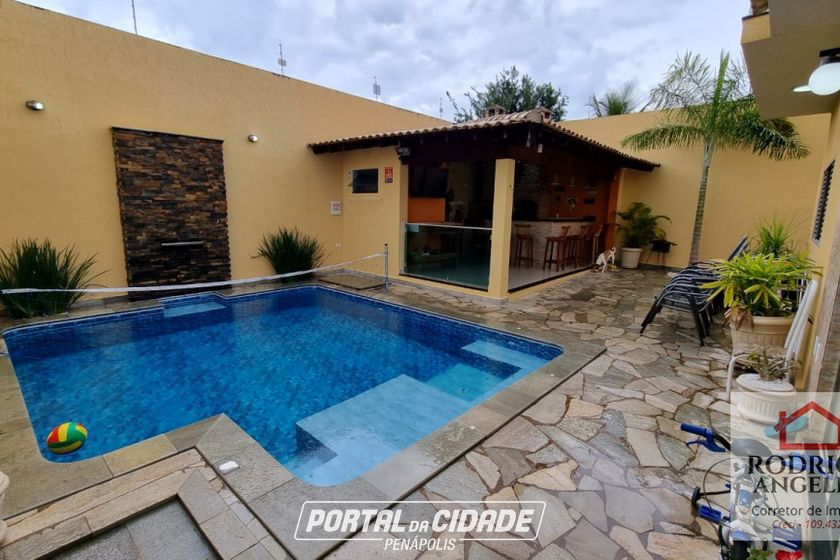 Casa &agrave; venda - 200m&sup2; - Residencial Jardim do Lago IV